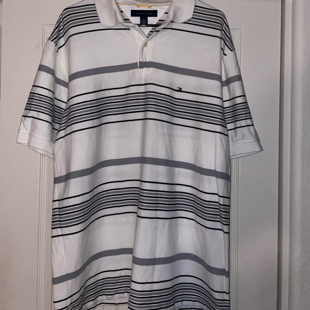 Tommy Hilfiger button up